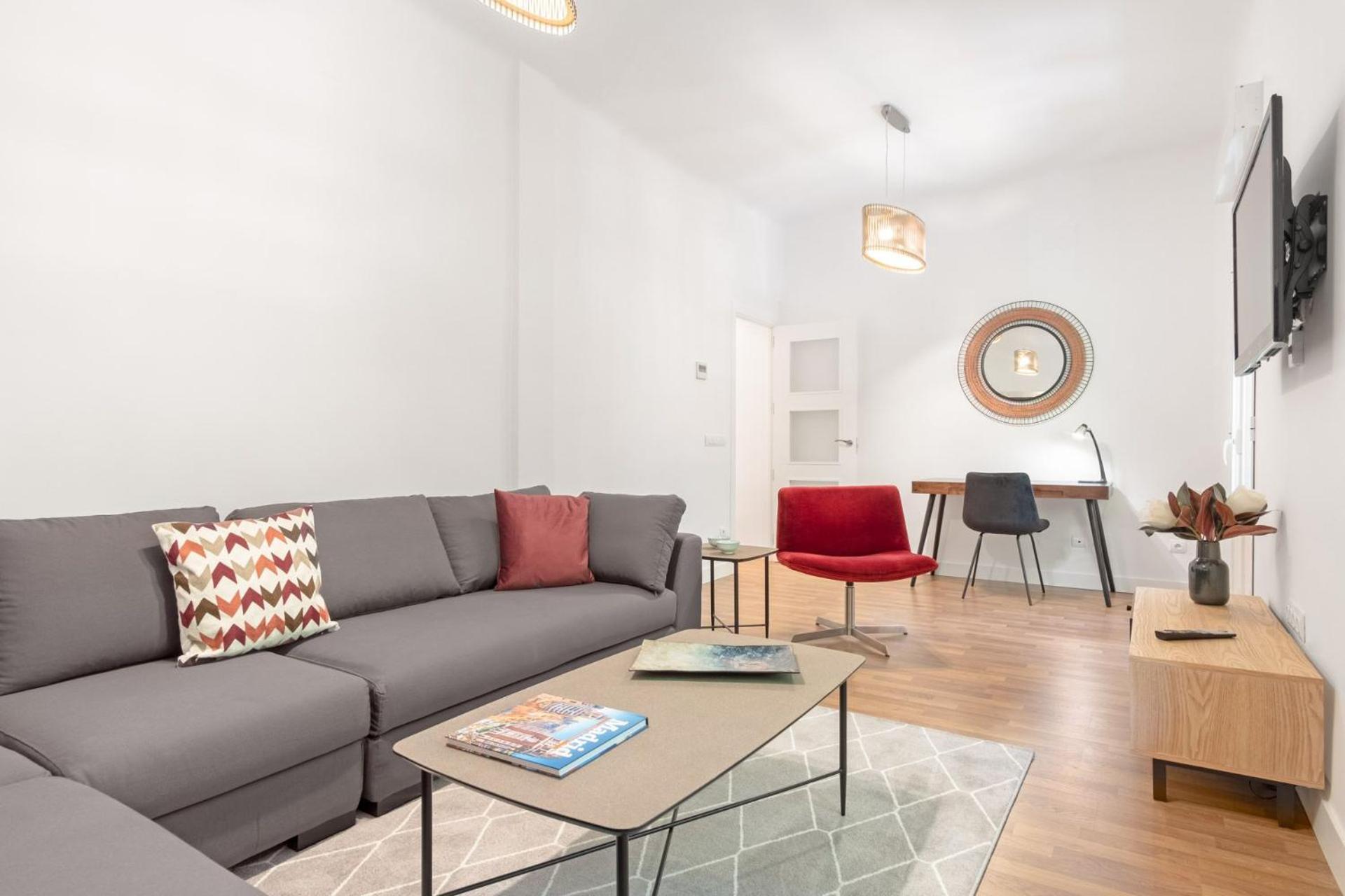 General Pardinas II Apartment Madrid Luaran gambar